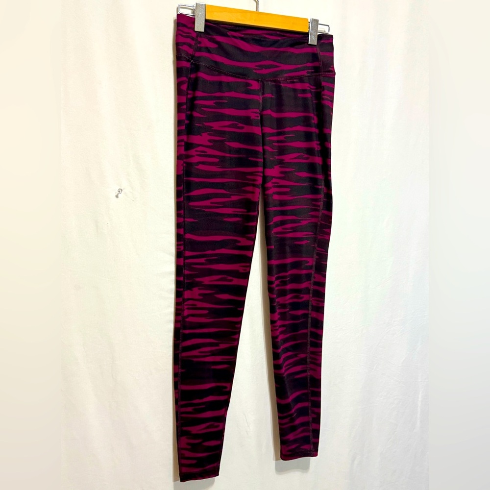 2 Pairs Old Navy Active Leggings Women’s Size Medium Tall